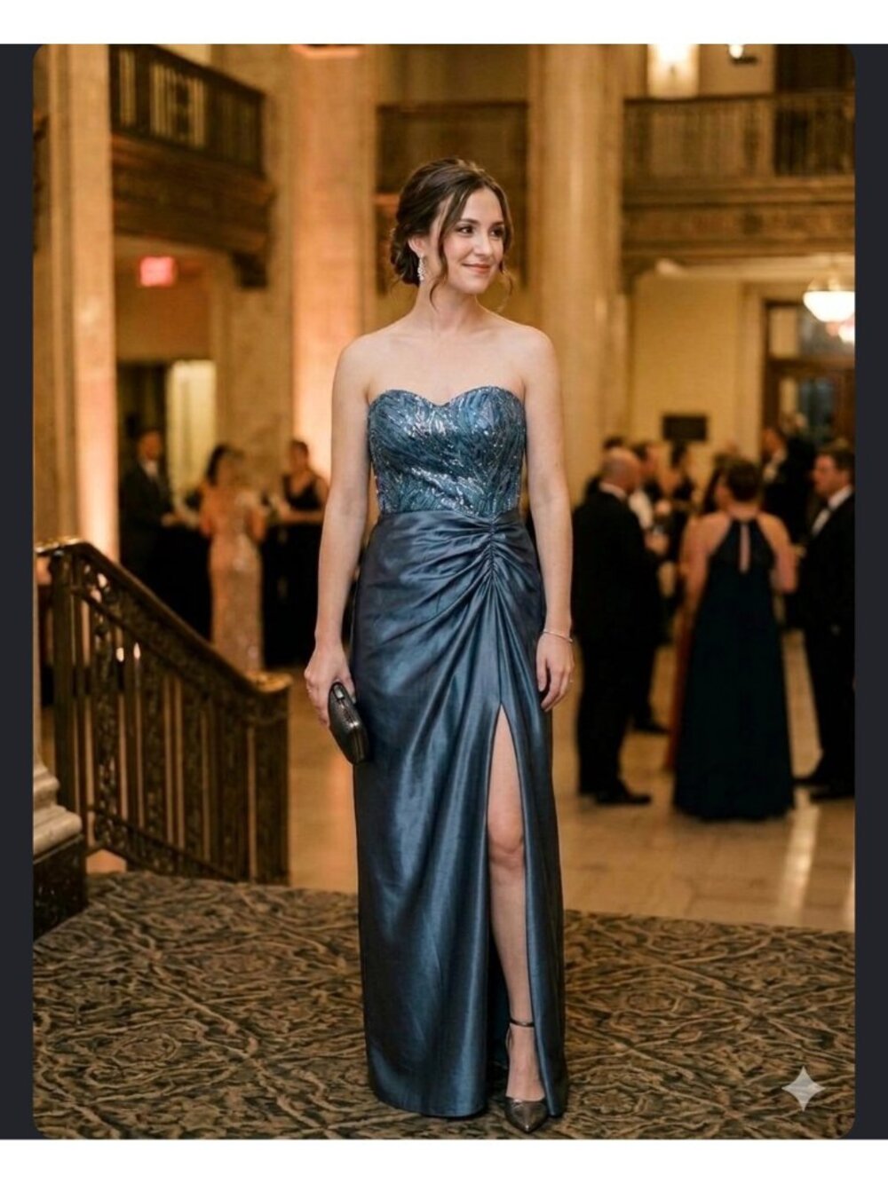 Gown elegant blue floor-length gown with a sequined sweetheart bodice Size XL